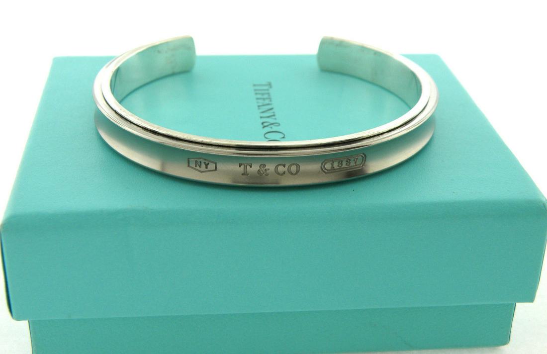 TIFFANY & Co. STERLING SILVER 1837 TITANIUM CUFF BANGLE (1 of 2)