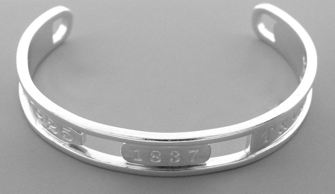 TIFFANY & Co. STERLING SILVER 1837 CUTOUT CUFF BANGLE (1 of 2)