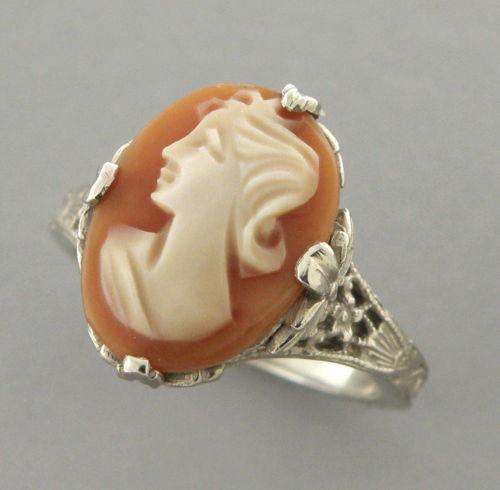 VINTAGE 14K WHITE GOLD CAMEO LADIES COCKTAIL RING (1 of 2)
