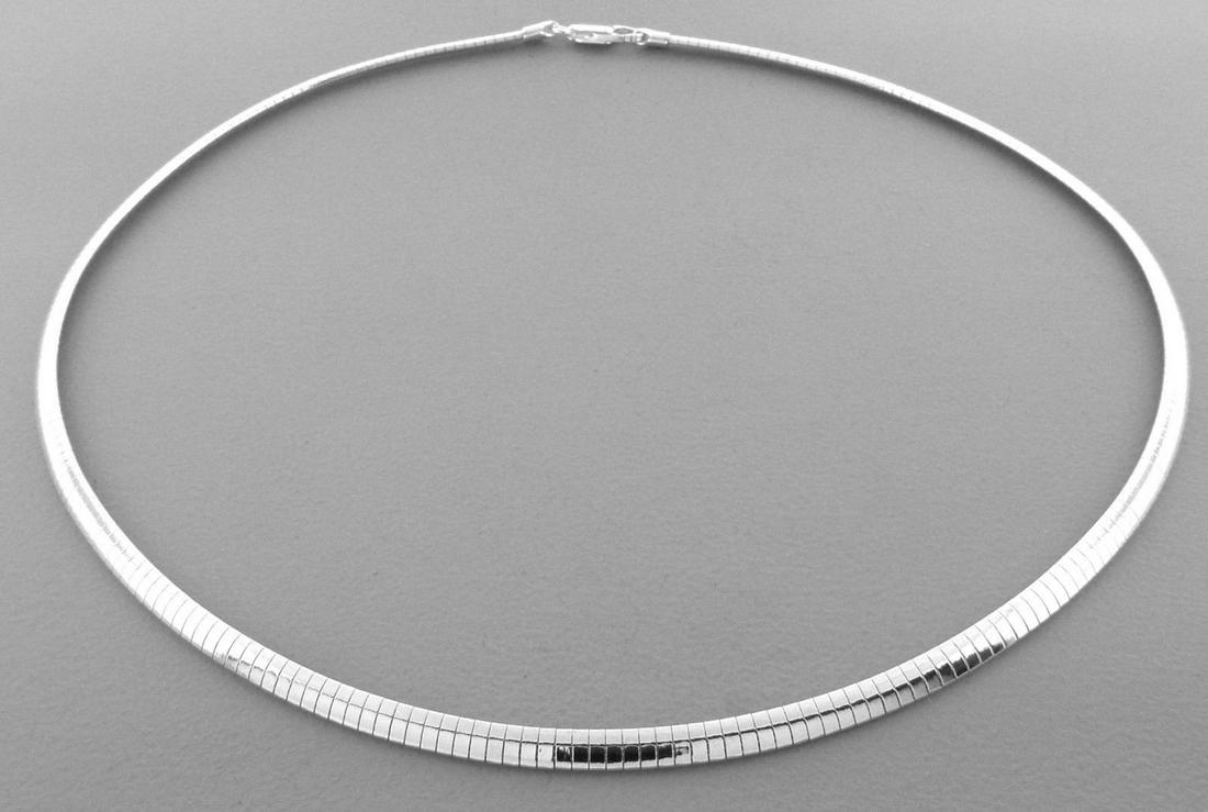 STERLING SILVER HEAVY OMEGA CHOKER PENDANT NECKLACE 4MM: STERLING SILVER DOMED OMEGA CHOKER CHAIN Necklace measures 18\" Long x 4mm Wide Sterling silver chain New in Excellent condition Stamped 925 ITALY Total weight 32.1 grams