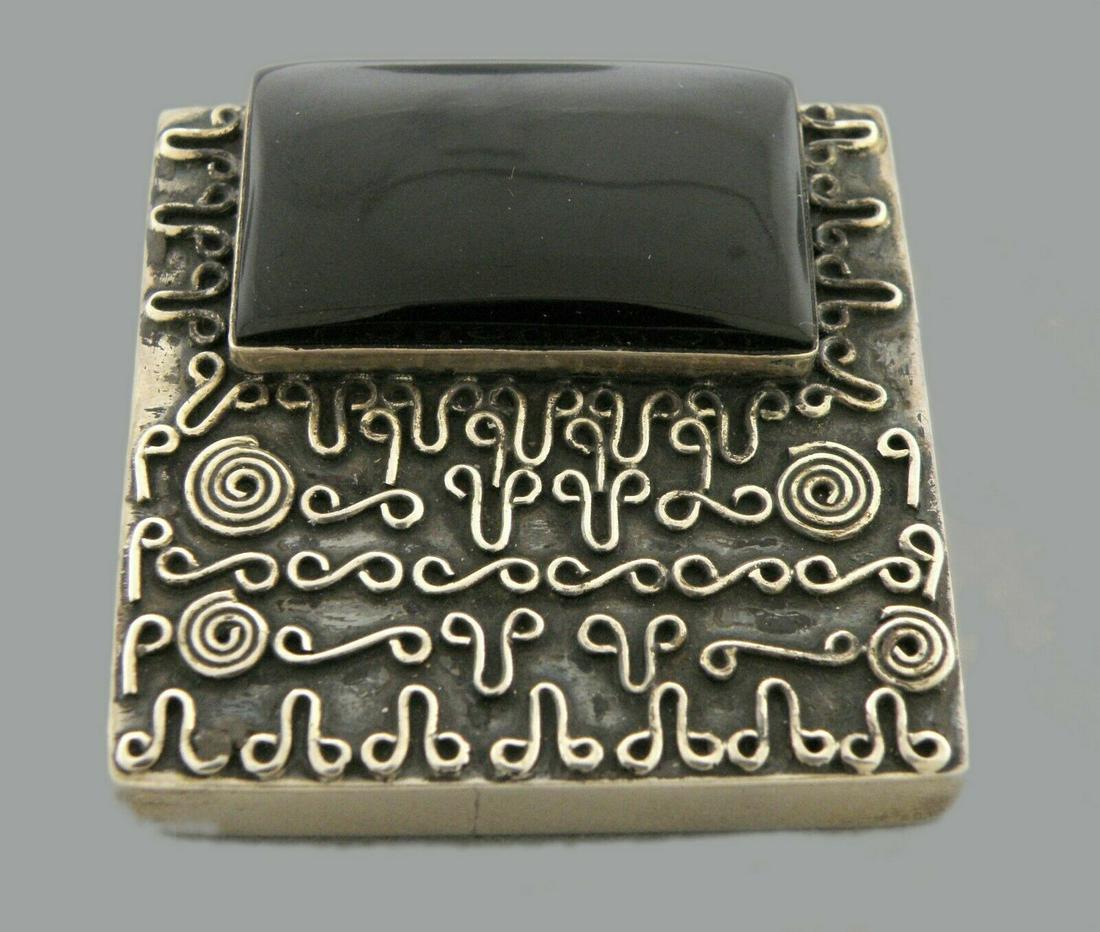 VINTAGE MEXICAN STERLING SILVER ONYX SLIDE PENDANT (1 of 2)