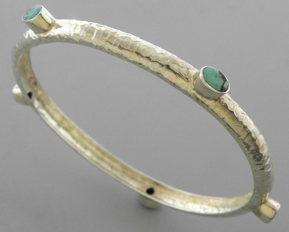 VINTAGE BEAUTIFUL STERLING SILVER TURQUOISE BANGLE (1 of 2)