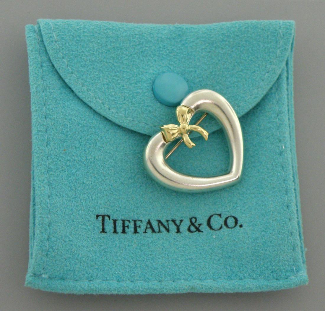 TIFFANY & Co. 18K STERLING SILVER HEART BOW PIN BROOCH (1 of 2)
