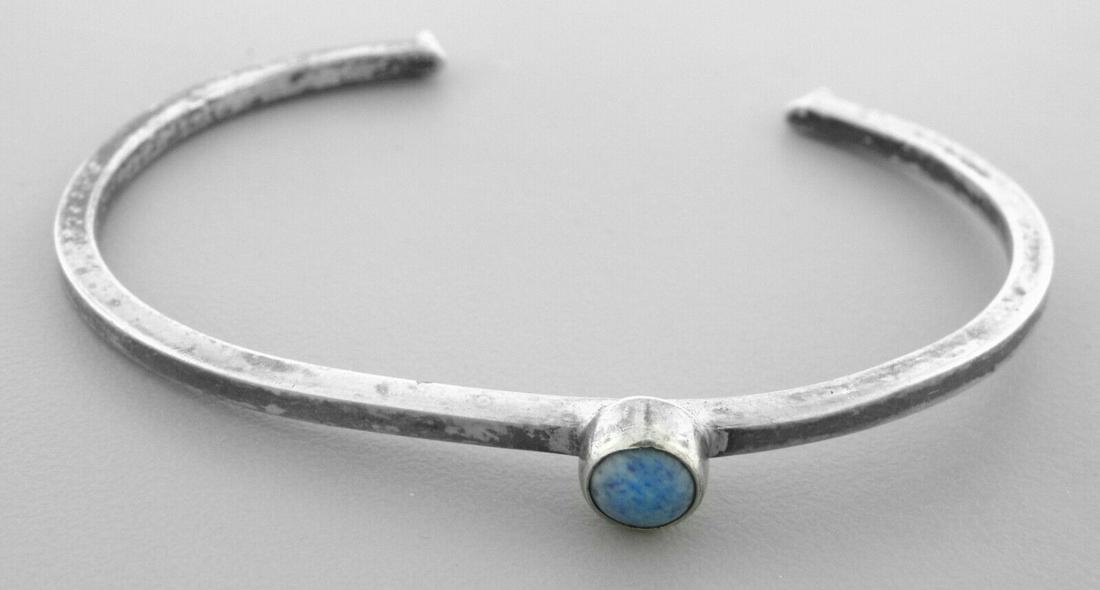 VINTAGE STERLING SILVER LADIES LAPIS CUFF BANGLE (1 of 2)