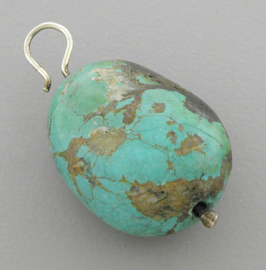 VINTAGE SILVER BEAUTIFUL LARGE TURQUOISE PENDANT (1 of 2)