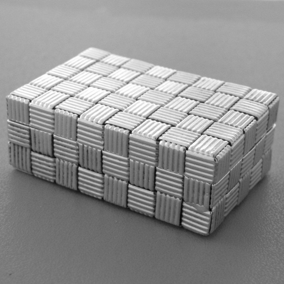 VINTAGE TIFFANY & CO. STERLING SILVER WOVEN PILL BOX (1 of 2)