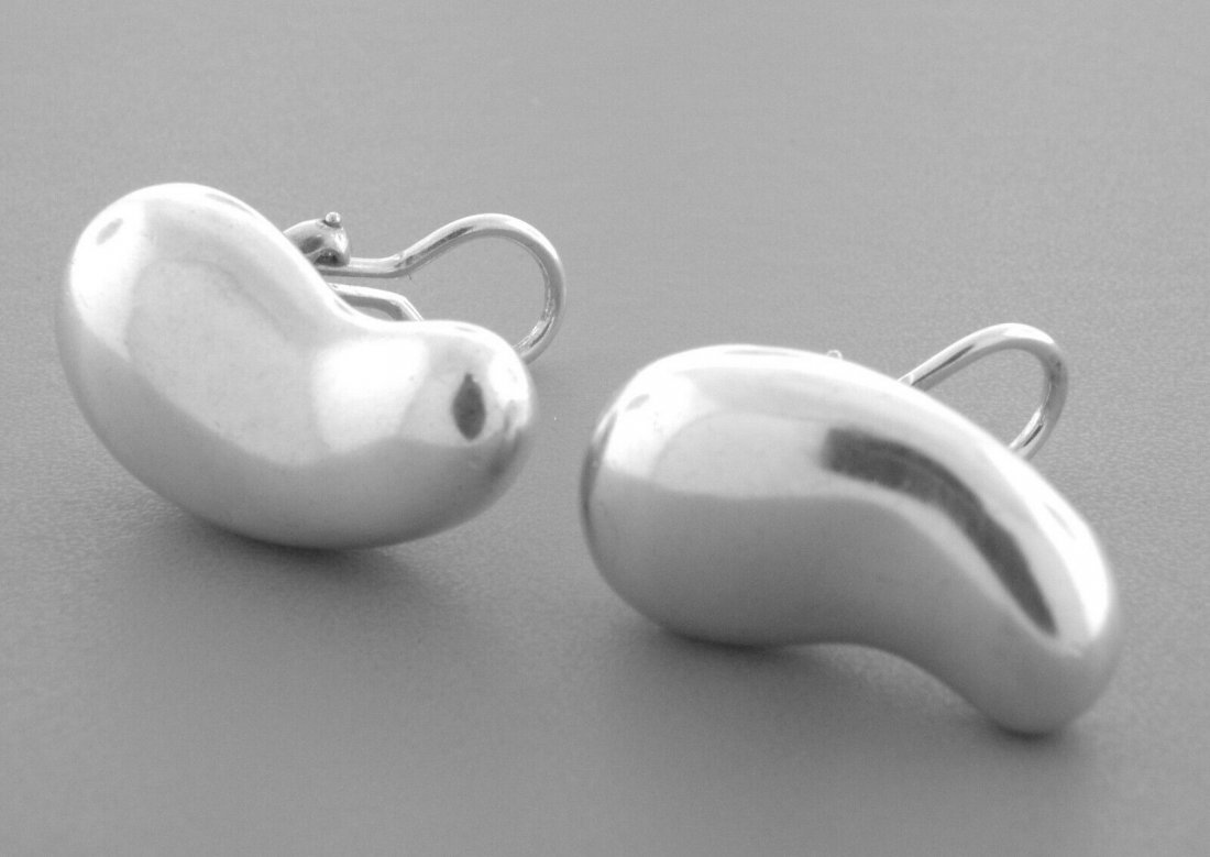 TIFFANY & Co. STERLING SILVER LARGE BEAN EARRINGS (1 of 2)