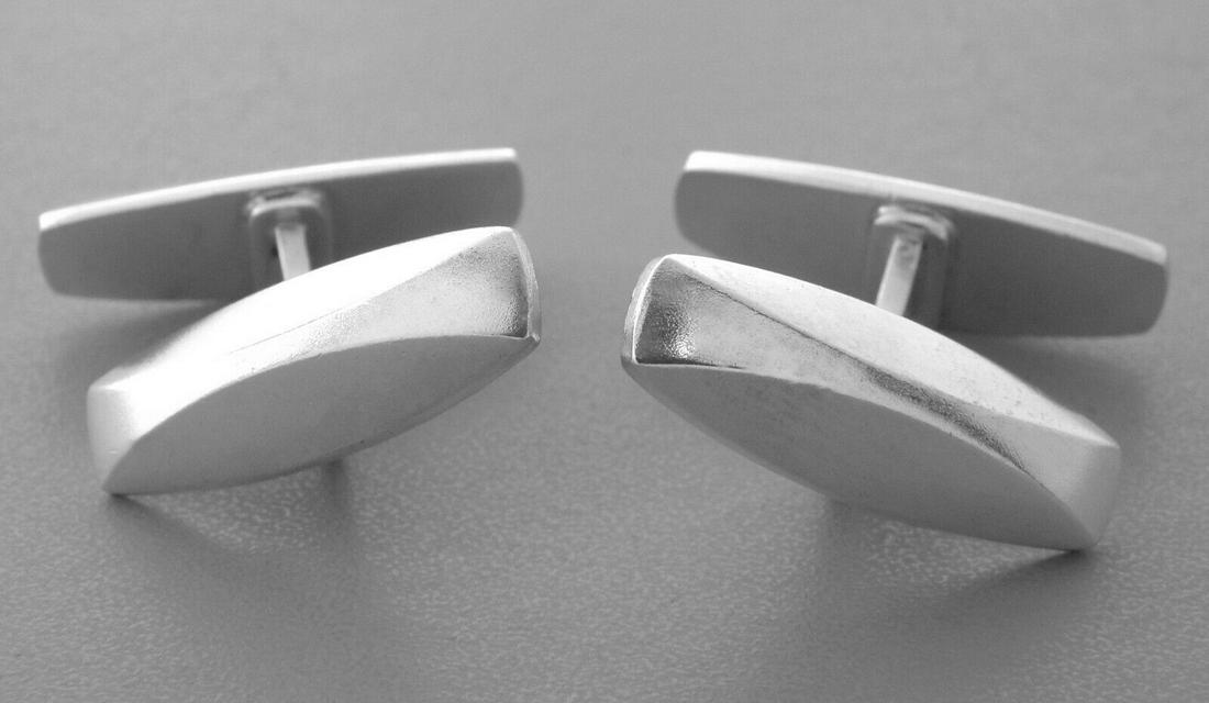 VINTAGE GEORG JENSEN STERLING SILVER CUFFLINKS (1 of 2)