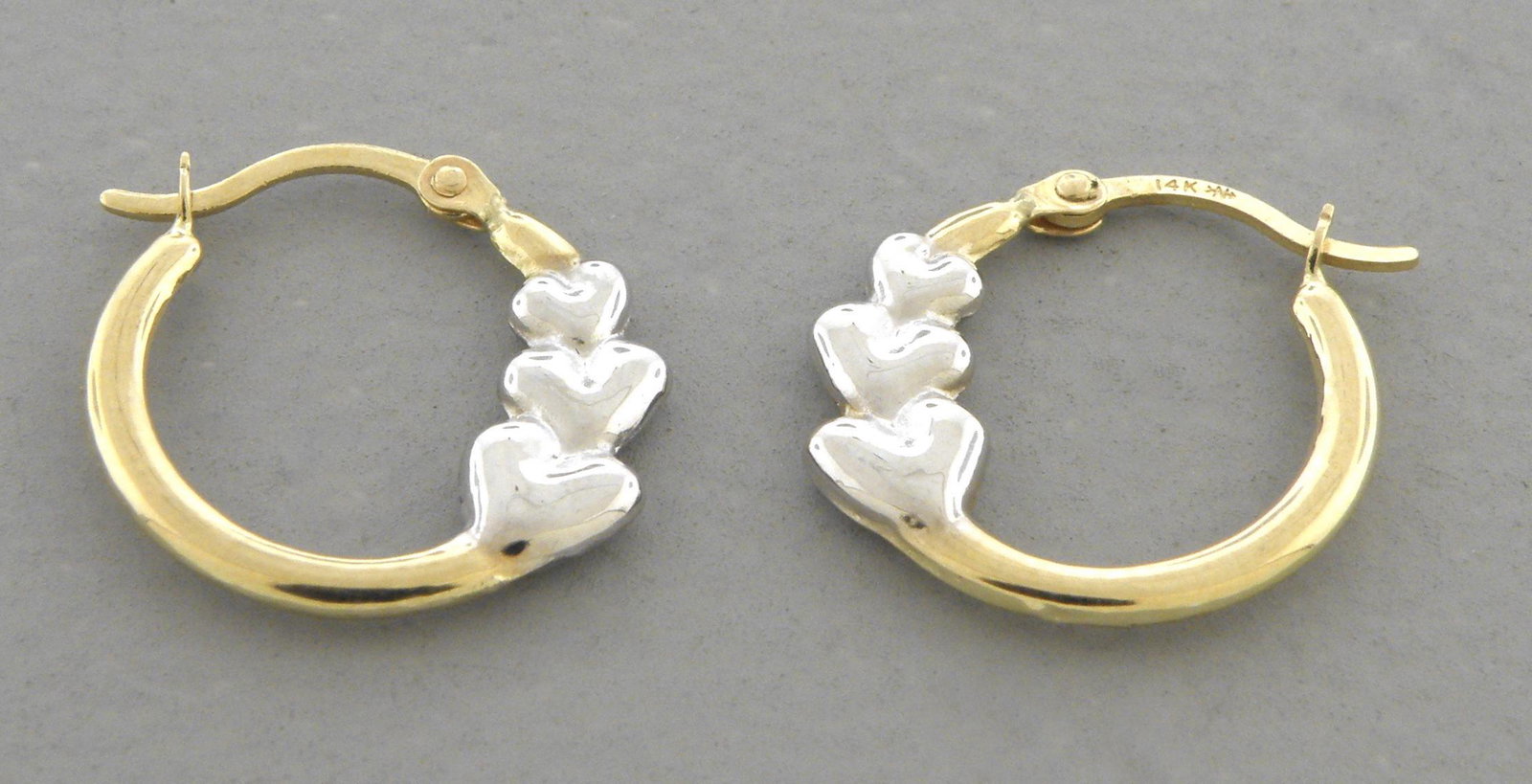 NEW 14K GOLD LADIES GIRL HEART SHRIMP HEART EARRINGS (1 of 2)
