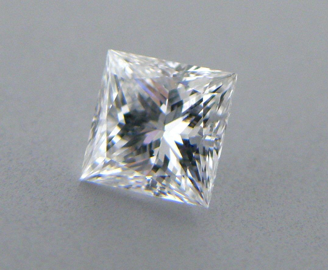 0.20ct PRINCESS CUT LOOSE NATURAL DIAMOND F VVS1 (1 of 1)