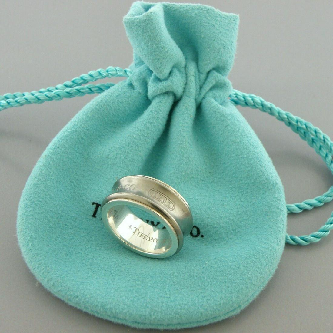 TIFFANY & Co. 1837 STERLING SILVER TITANIUM RING SIZE 5.5 POUCH (1 of 2)