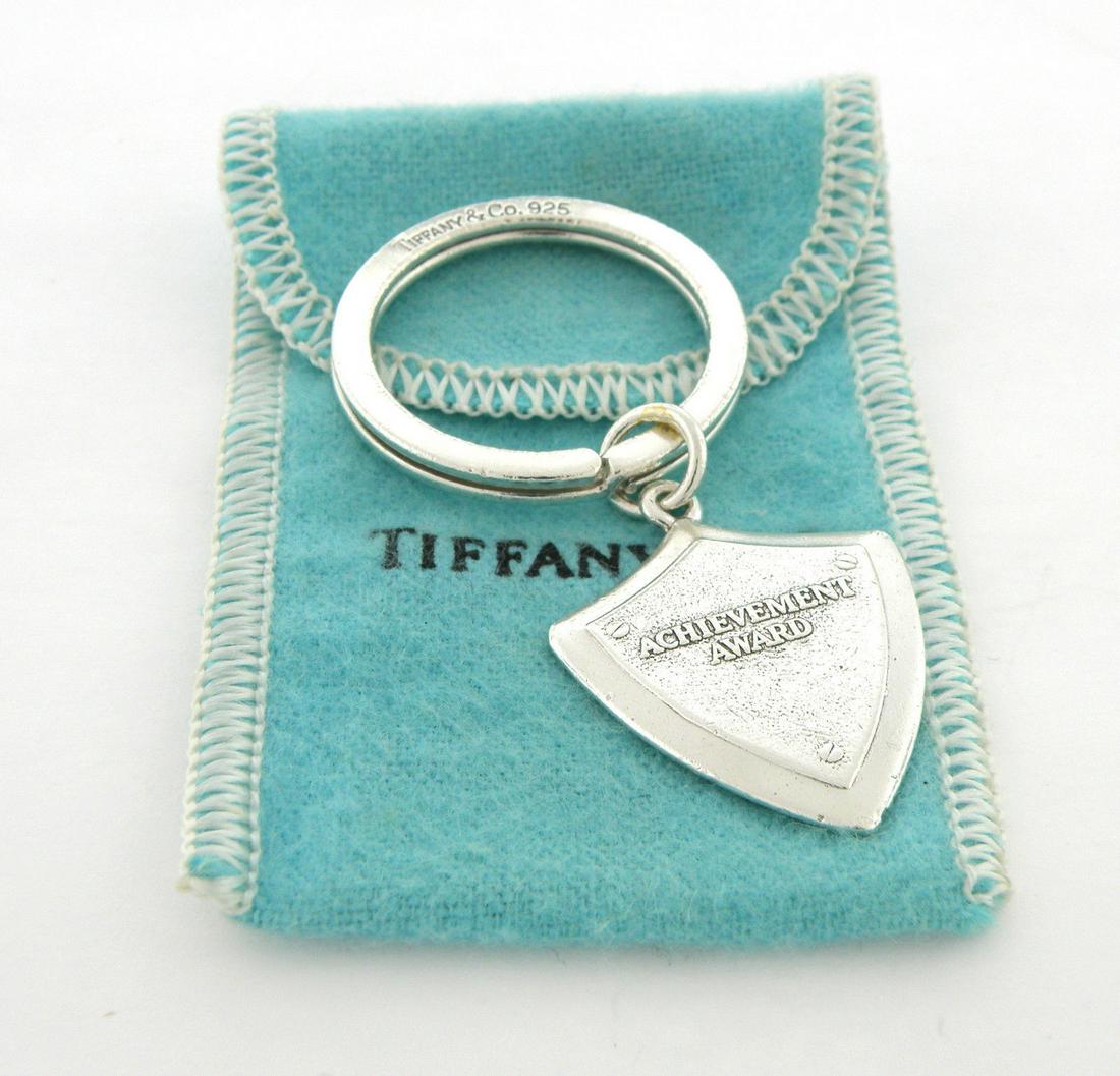 TIFFANY & Co. STERLING SILVER ACHIEVEMENT AWARD KEYRING (1 of 2)