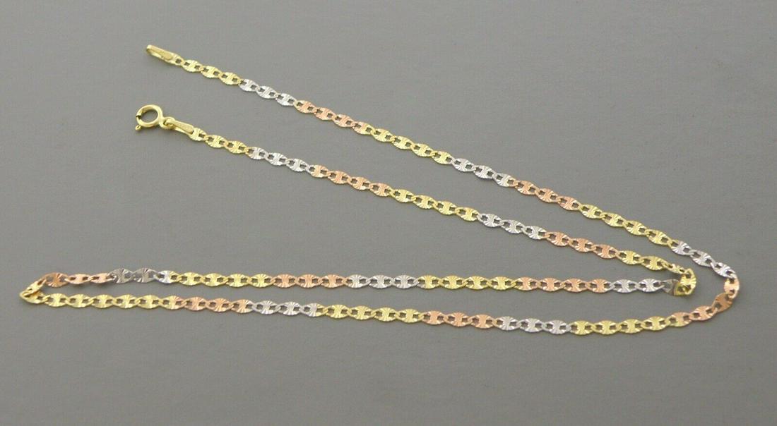 NEW 14K TRI COLOR GOLD GUCCI STAR LINK NECKLACE 20": NEW 14K TRI COLOR GOLD GUCCI STAR NECKLACE 14K Solid Tri color Gold Necklace measures 2.5mm wide Length is 20" Well made chain Spring clasp Chain is New Apx weight is 2.5mm - 20" = 2g