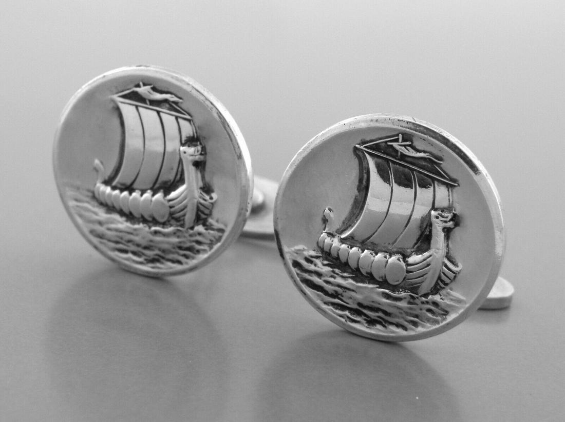 VINTAGE GEORG JENSEN STERLING VIKING SHIP CUFFLINKS: GEORG JENSEN STERLING SILVER CUFFLINKS Georg Jensen sterling silver Cufflinks Face measures 0.78" in diameter Vintage, Pre-owned in good condition, please refer to pics Stamped GEORG JENSEN STERLING D