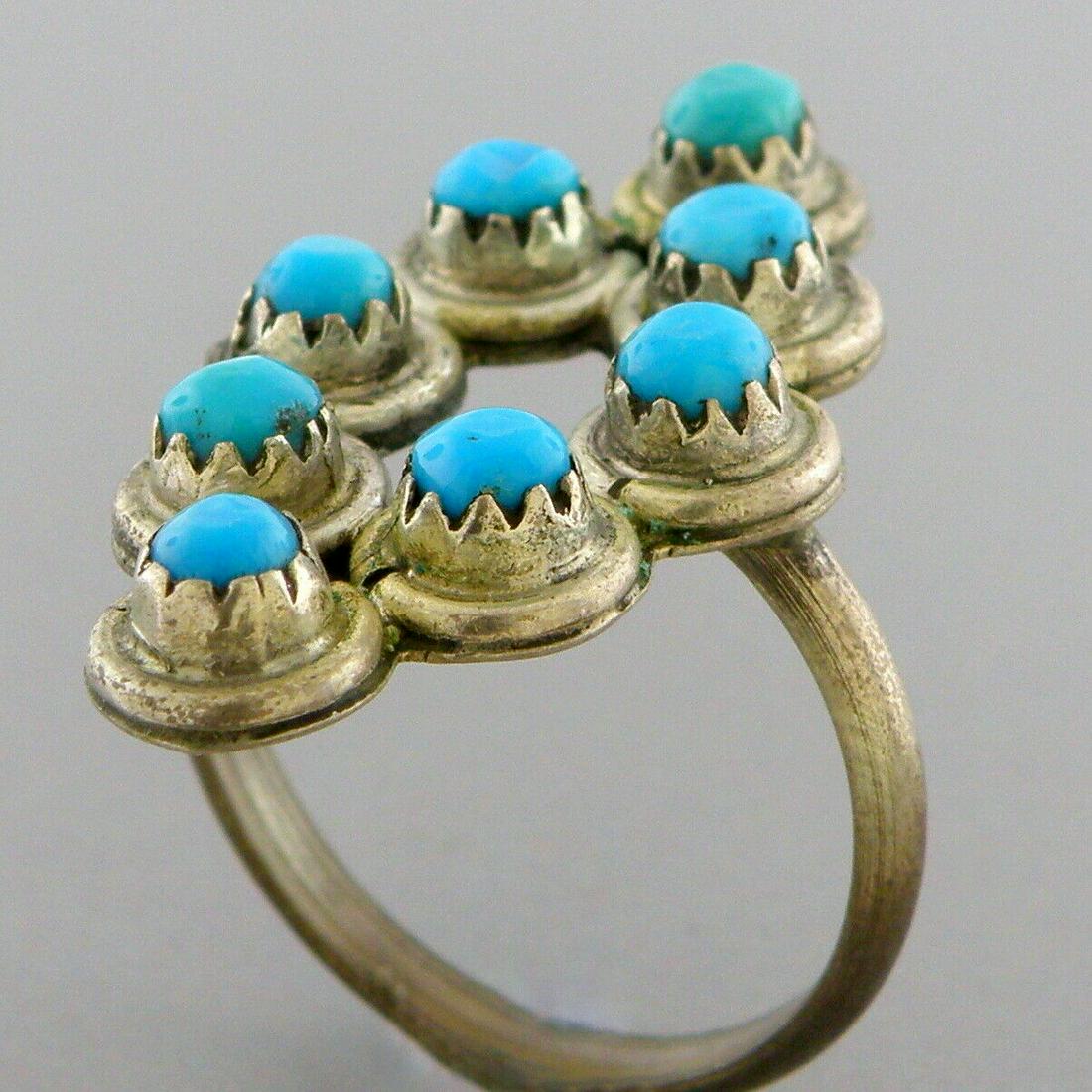 VINTAGE NAVAJO STERLING SILVER SNAKE EYE TURQUOISE RING (1 of 2)