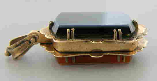 ANTIQUE 18K YELLOW GOLD BEAUTIFUL LOCKET PENDANT HEAVY (1 of 2)
