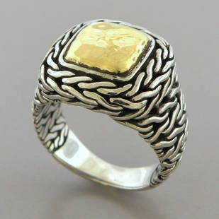 JOHN HARDY 22K GOLD STERLING SILVER LADIES HAMMERED RING: JOHN HARDY 22K GOLD AND STERLING SILVER RING Ring is a size 7 Ring head measures 0.62" x 0.62" on top John Hardy 22K yellow gold and sterling silver hammered ring Pre-owned in good condition, please