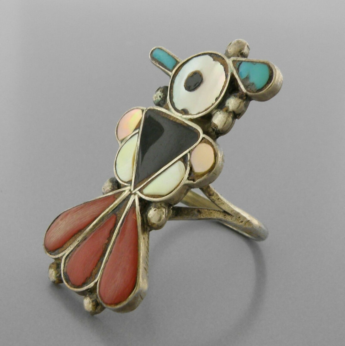 VINTAGE ZUNI STERLING SILVER CORAL TURQUOISE BIRD RING (1 of 2)