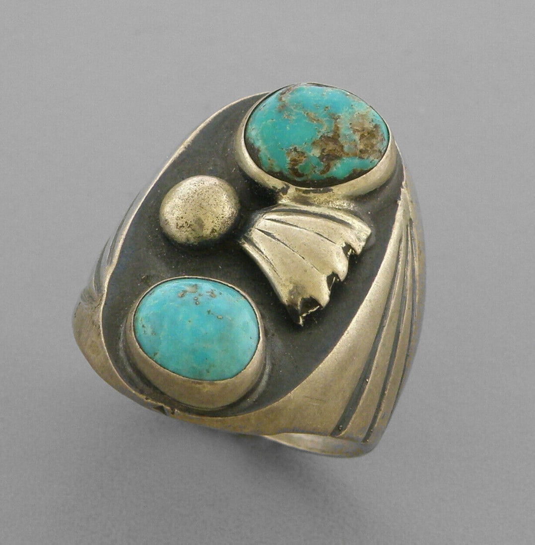 VINTAGE NAVAJO STERLING SILVER TURQUOISE MENS RING (1 of 2)