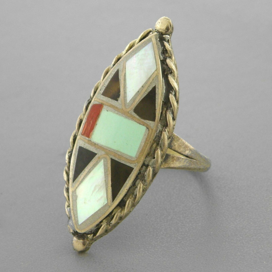 VINTAGE SOUTHWESTERN SILVER MOP CORAL TURQUOISE RING (1 of 2)