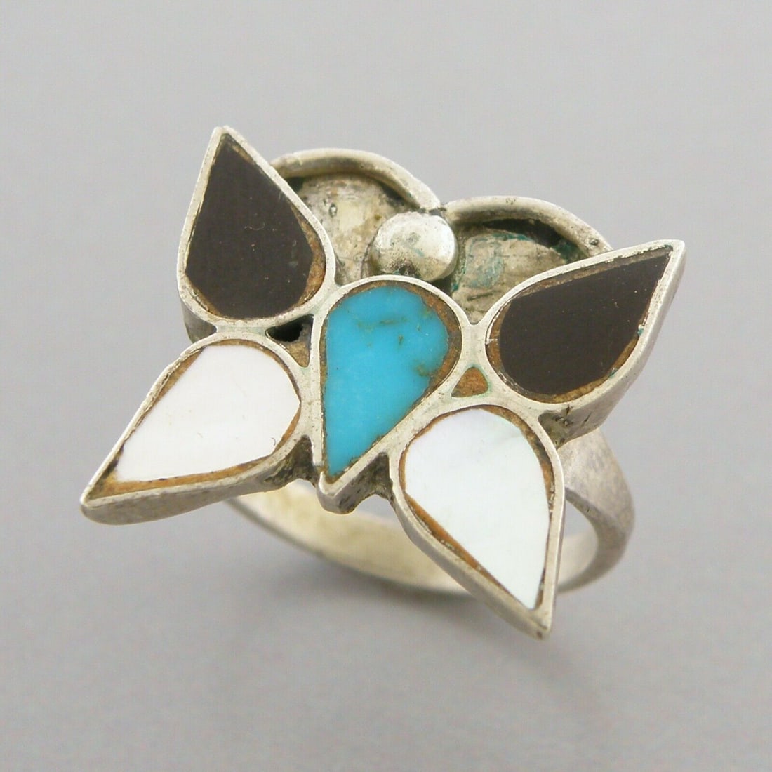 VINTAGE NAVAJO STERLING SILVER INLAY TURQUOISE ONYX MOP BUTTERFLY RING (1 of 2)