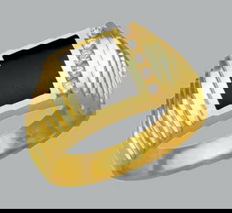 NEW 14K YELLOW GOLD MENS CZ RING ONYX LARGE: NEW 14K YELLOW GOLD MENS RING New 14K Yellow solid gold ring Ring size 10 Measures 11mm wide on top Cubic Zirconia Onyx Polished Finish Apx Weight: 8.8g