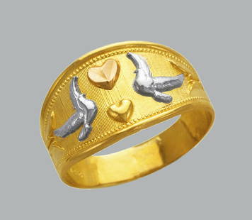 NEW 14K TRI COLOR GOLD LADIES RING BIRDS: NEW 14K TRI COLOR GOLD RING New 14K Tri color solid gold ring Ring size 7 Measures 12mm wide on top Polished Finish Apx Weight: 3.1g