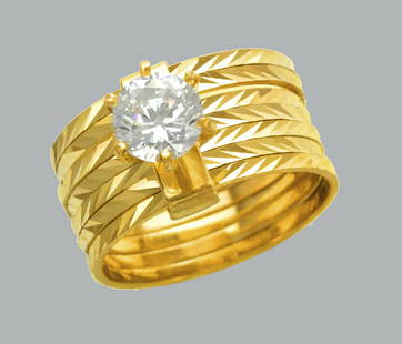 NEW 14K YELLOW GOLD SOLITAIRE CZ 7 BAND SEMANARIO RING: NEW 14K YELLOW GOLD RING New 14K Yellow solid gold ring Ring size 7 Measures 9mm wide Cubic Zirconia Polished Finish Apx Weight: 5.4g