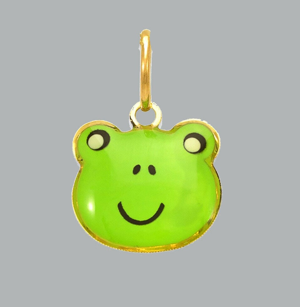 14K YELLOW GOLD ENAMEL PENDANT / CHARM SMALL FROG: NEW 14K YELLOW GOLD ENAMEL PENDANT New 14K Yellow Gold Pendant / charm Measures: 10mm in diameter (small) Pendant has a polished finish Enamel Stamp: 14k Apx Weight: 0.3g