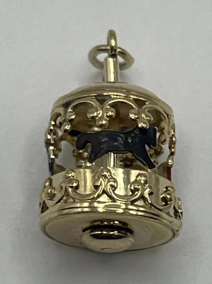 14K YELLOW GOLD MOVEABLE CAROUSEL HORSES CHARM (1 of 2)