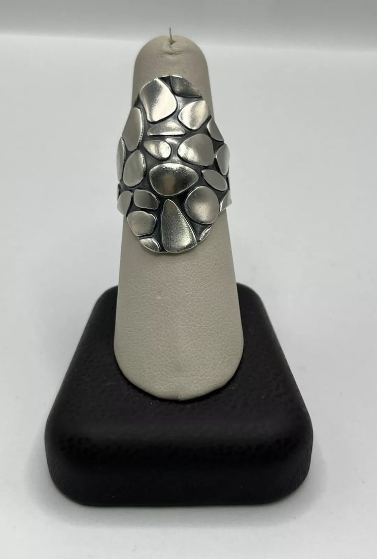 VINTAGE ATI MEXICO STERLING SILVER 925 PEBBLED DOMED RING SZ 7.75 (1 of 2)