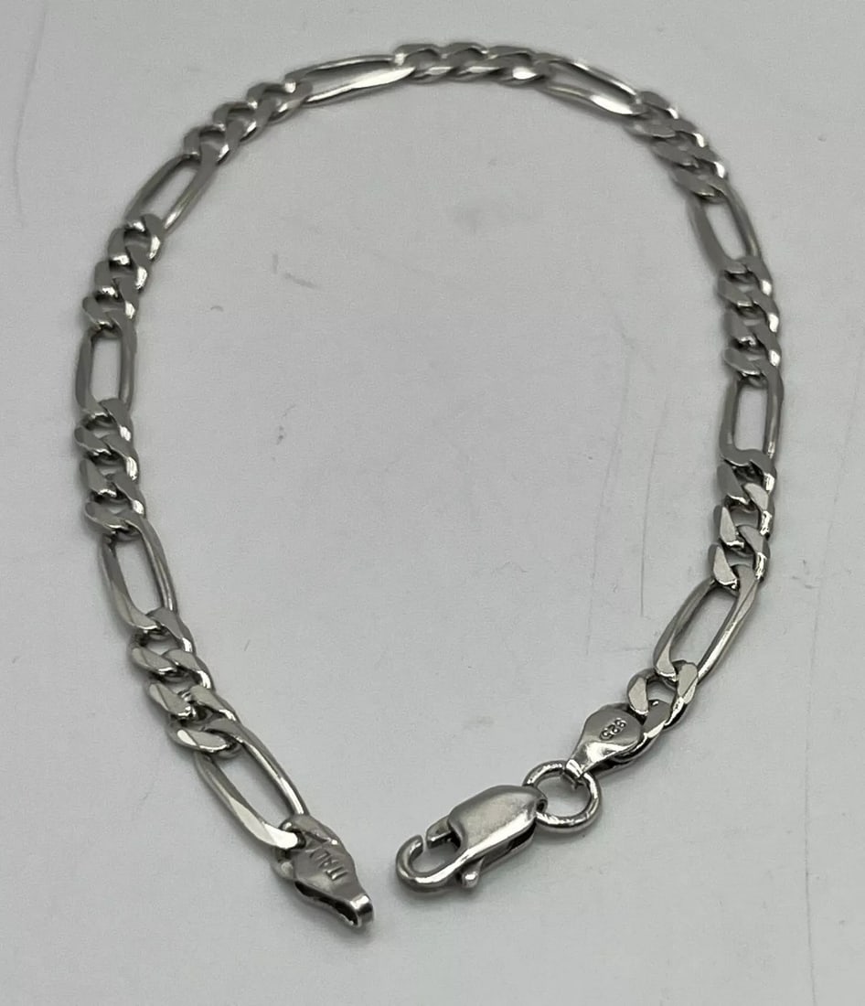9" STERLING SILVER FIGARO BRACELET (1 of 2)