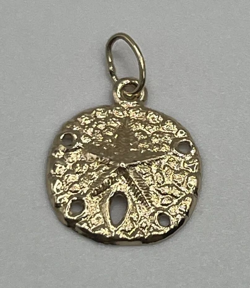 14K YELLOW GOLD SAND DOLLAR CHARM (1 of 2)