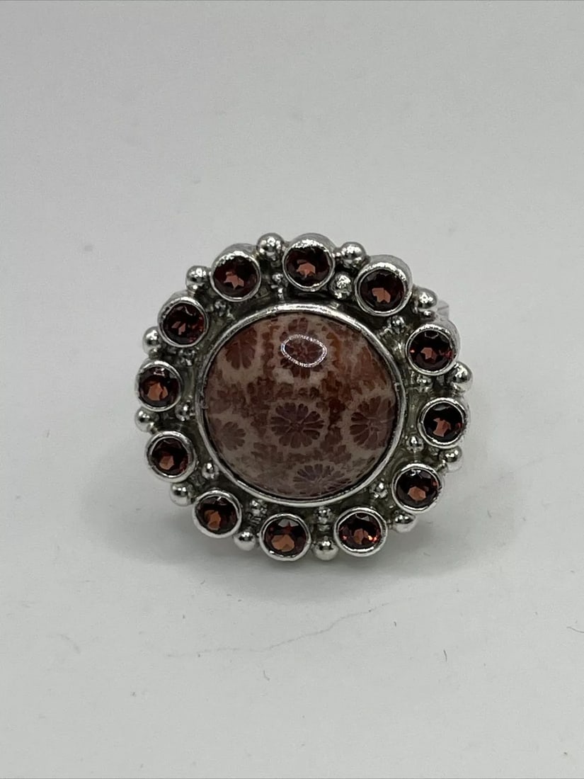 SAJEN FOSSILIZED CORAL AND MOZAMBIQUE GARNET RING STERLING SILVER (1 of 2)