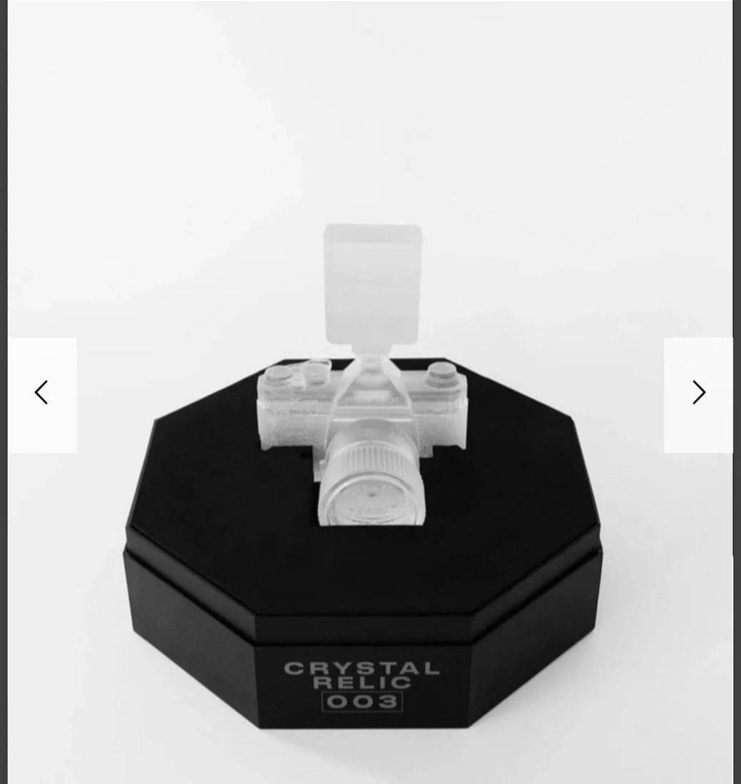 Daniel Arsham Crystal Relic 003 Camera - LIMITED EDITION of 500 - Sealed Box NEW: Daniel Arsham Crystal Relic 003 Camera - LIMITED EDITION - of 500 Brand New, Unopened, Sealed Box ON HAND AND READY TO SHIP Free Shipping