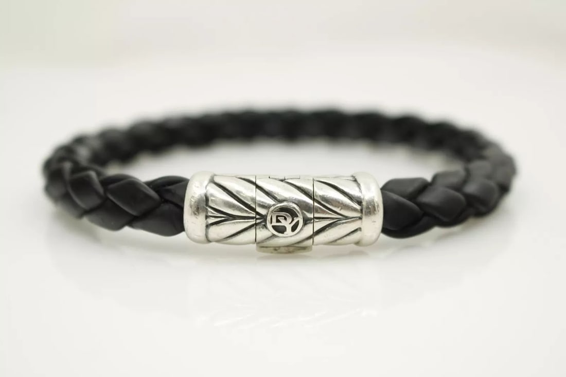 DAVID YURMAN STERLING SILVER BLACK BRAIDED CHEVRON RUBBER MAGNETIC BRACELET (1 of 2)