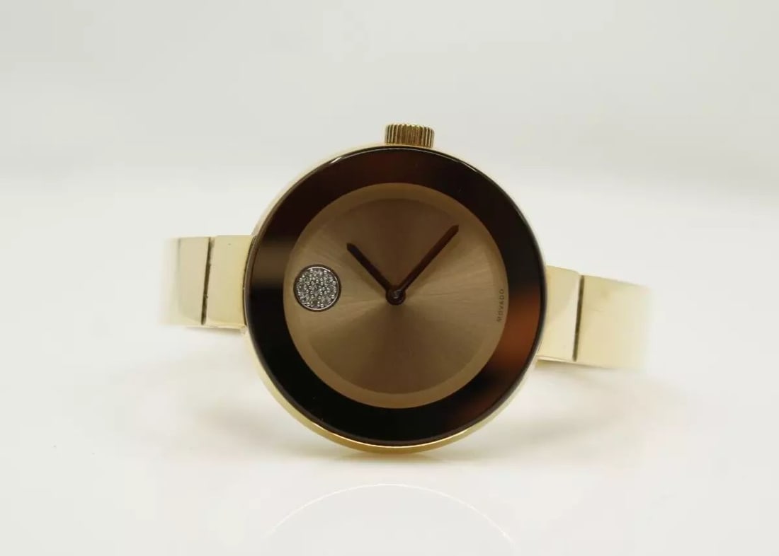 MOVADO BOLD ROSE GOLD SWISS QUARTZ STAINLESS STEEL 34MM WOMEN'S WATCH 3600202: MOVADO BOLD ROSE GOLD SWISS QUARTZ STAINLESS STEEL 34MM WOMEN'S WATCH 3600202 Movado Bold Rose Gold Swiss Quartz Stainless Steel 34mm Women's Watch 3600202 The Movado watch is in good working conditio