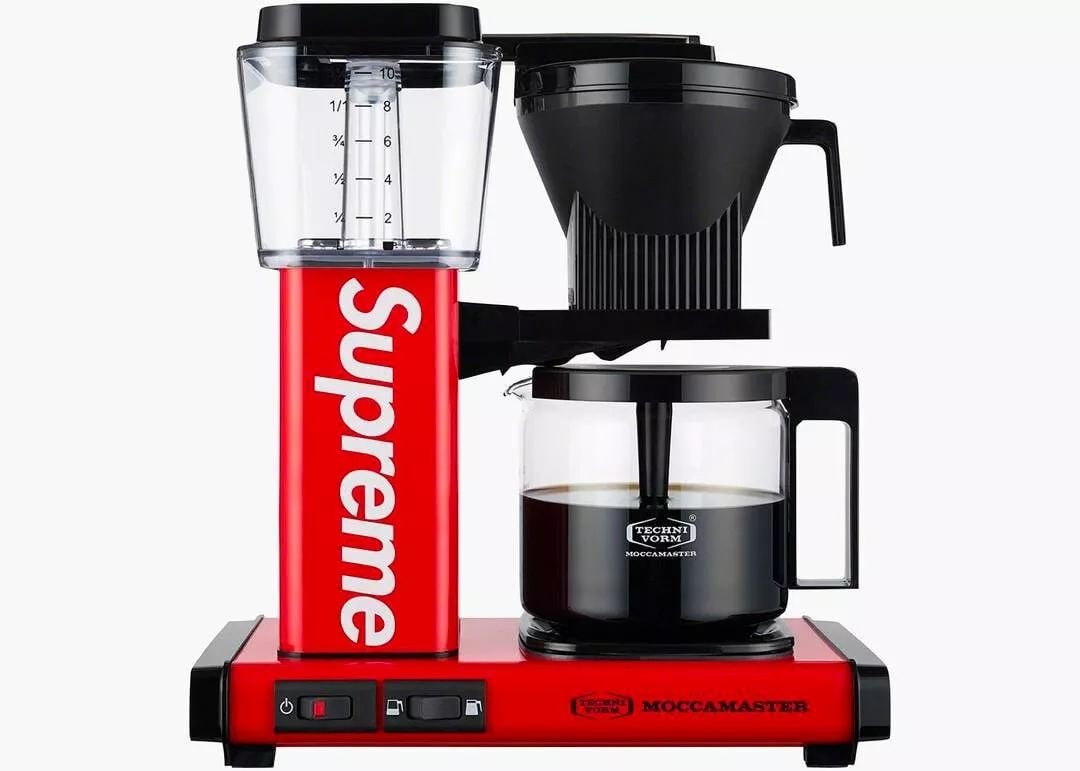 SUPREME MOCCAMASTER KBGV SELECT COFFEE MAKER - RED - BRAND NEW: Supreme Moccamaster KBGV Select Coffee Maker - RED - BRAND NEW Season - FW22