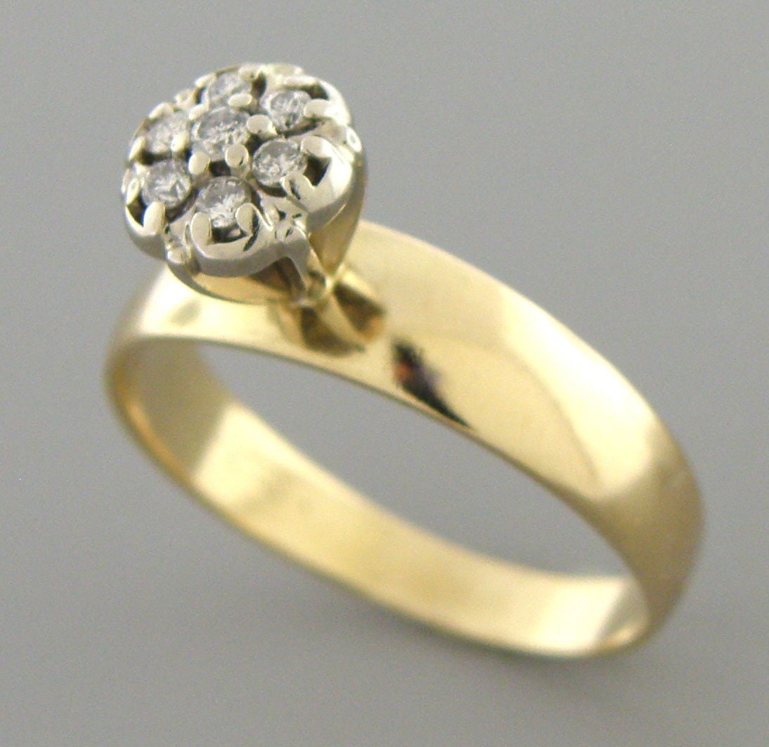 VINTAGE 14K YELLOW GOLD DIAMOND CLUSTER ENGAGEMENT RING (1 of 2)