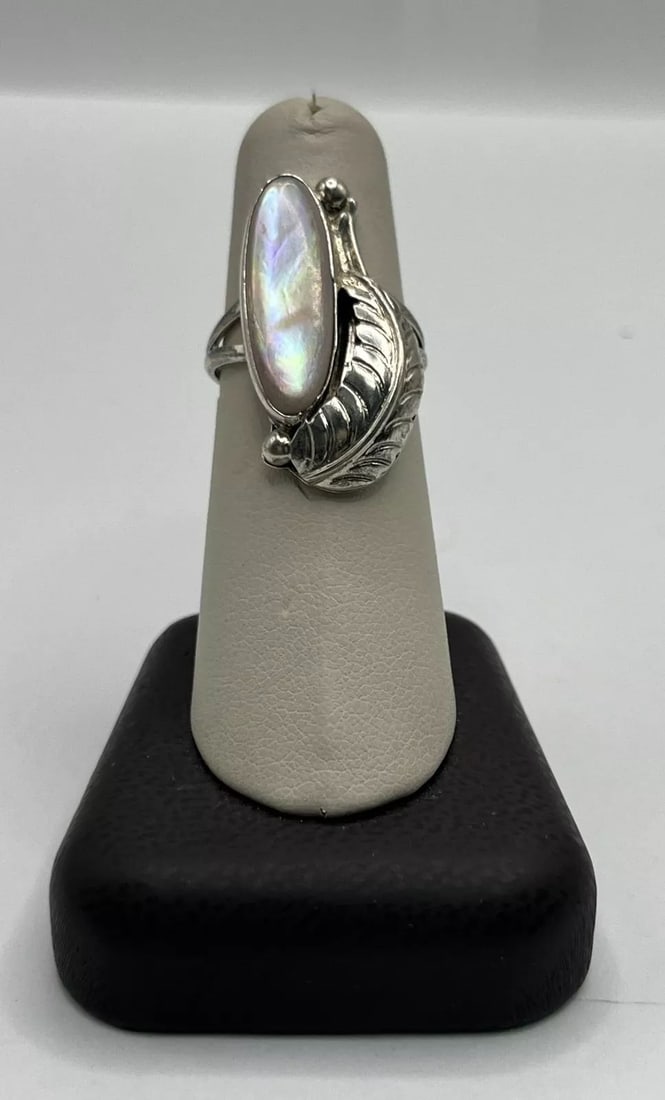 STERLING SILVER MOP FEATHER RING SIZE 7 (1 of 2)
