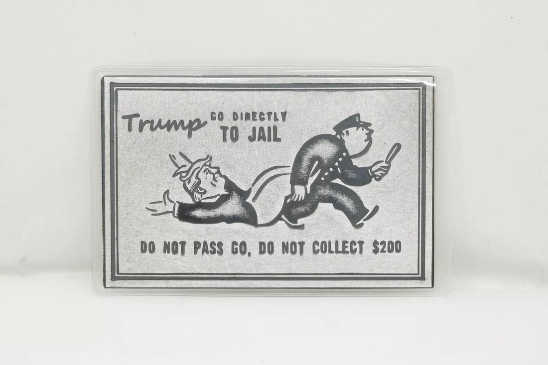DONALD TRUMP GO DIRECTLY TO JAIL 1 OZ .999 FINE SILVER CARD W/ PROTECTIVE SLEEVE: DONALD TRUMP GO DIRECTLY TO JAIL 1 OZ .999 FINE SILVER CARD W/ PROTECTIVE SLEEVE 1 Oz .999 Fine Silver Donald Trump Go Directly To Jail Card W/ Protective Sleeve The silver card is in good condition.