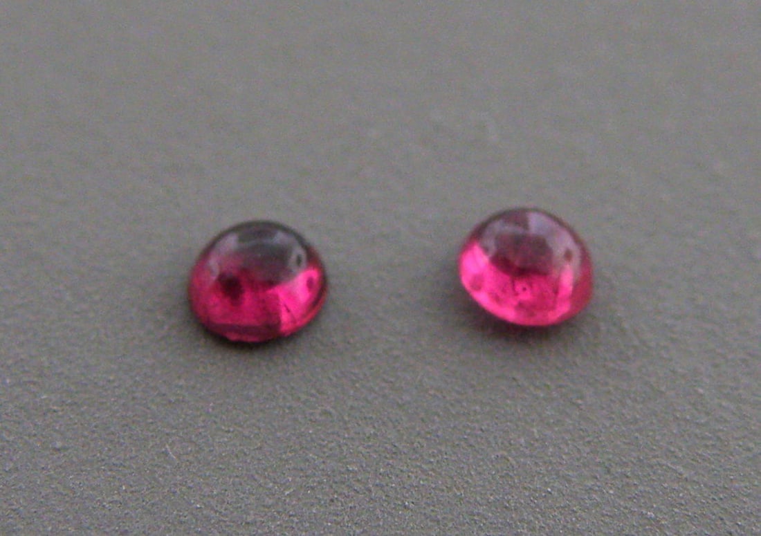 3mm ROUND MATCHING PAIR CABOCHON NATURAL UNTREATED RUBY (1 of 1)