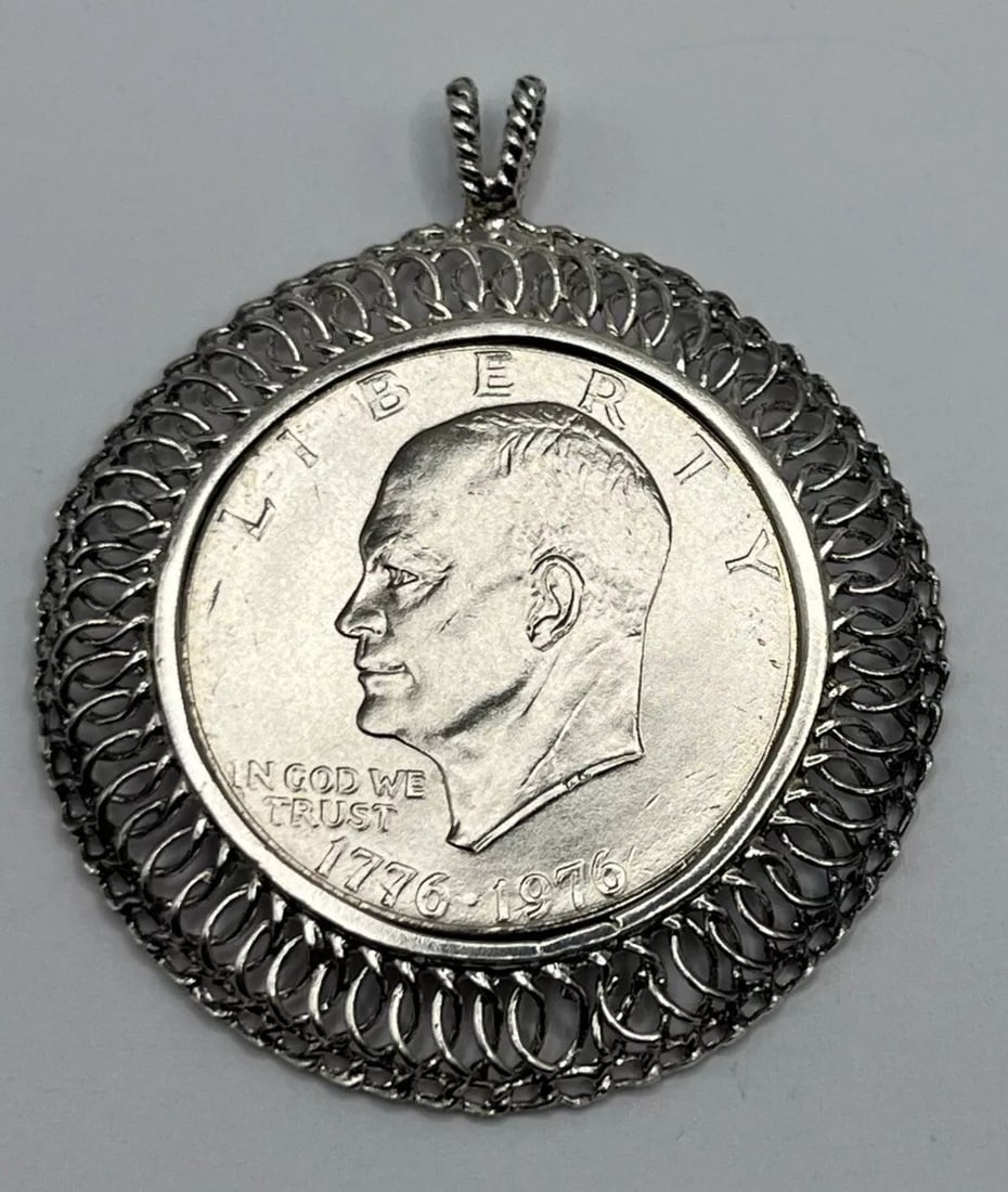 1776-1976 EISENHOWER SILVER DOLLAR PENDANT (1 of 2)