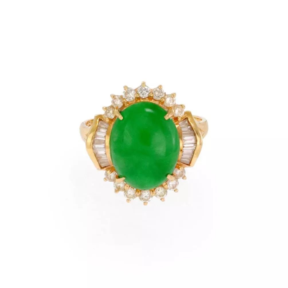 DIAMOND JADE 18K YELLOW GOLD COCKTAIL RING SIZE 6 - LIQUIDATION: Estate Diamond Jade 18k Yellow Gold Cocktail Ring Size 6 - LIQUIDATION Description This is a lovely diamond and jade ring, crafted from 18k yellow gold featuring an oval high polished grass green jade
