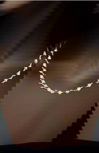 18KT GOLD GORGEOUS FANCY YELLOW DIAMOND STRAND NECKLACE: 18KT GOLD GORGEOUS FANCY YELLOW DIAMOND STRAND NECKLACE LAST CALL, LAST CHANCE!! LIQUIDATION SALE!! The Following Item we are offering is A Rare 18KT Gold Diamond Necklace. Necklace is comprised of Fi