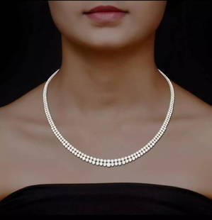 18KT GORGEOUS ROUND DIAMOND DOUBLE STRAND NECKLACE!: 18KT GORGEOUS ROUND DIAMOND DOUBLE STRAND NECKLACE! LAST CALL, LAST CHANCE!! LIQUIDATION SALE!! The Following Items we are offering is a Rare Important Radiant 18KT White Gold Diamond Strand Necklace