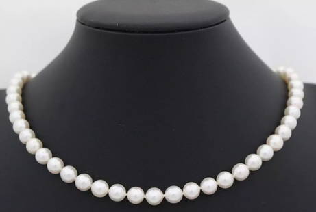 MIKIMOTO 18K YELLOW GOLD 7-7.5MM AKOYA CULTURED PEARL STRAND 18" NECKLACE: Mikimoto 18K Yellow Gold 7-7.5mm Akoya Cultured Pearl Strand 18" Necklace Necklace is in good condition. May show signs of wear. APPROXIMATE MEASUREMENTS Necklace Length 18" Pearl measure 7mm to 7.5mm