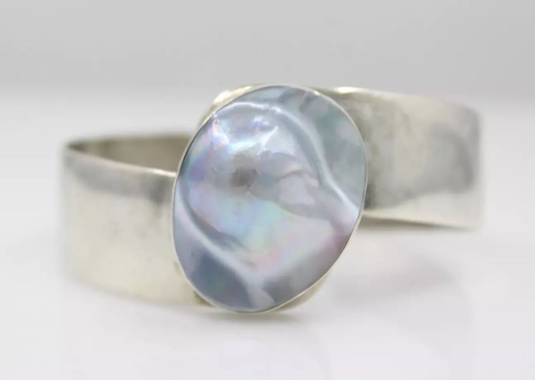 VINTAGE JAY KING DTR MOTHER OF PEARL STERLING SILVER CUFF 6" BRACELET (1 of 2)