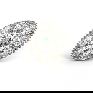 4.24 CARAT CUSHION BRILLIANT & OLD EUROPEAN DIAMOND PLATINUM ENGAGEMENT RING: 4.24 CARAT CUSHION BRILLIANT & OLD EUROPEAN DIAMOND PLATINUM ENGAGEMENT RING Department Unisex Adults Main Stone Diamond Metal Platinum Metal purity 950 Style Ring Diamond Clarity Grade Very Slightly