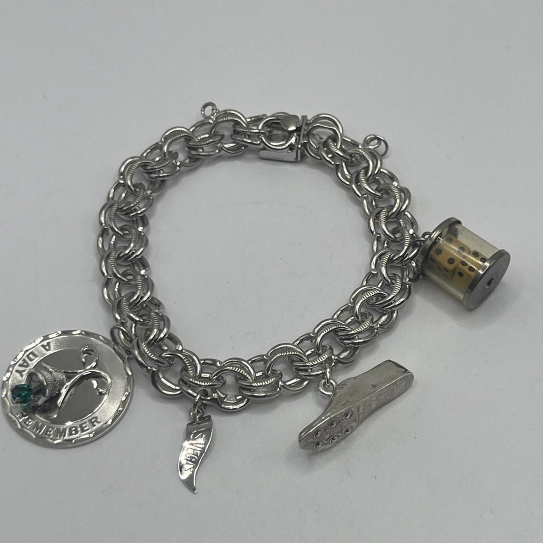 STERLING SILVER 7" DOUBLE CIRCLE LINK CHARM BRACELET WITH 4 CHARMS: STERLING SILVER 7" DOUBLE CIRCLE LINK CHARM BRACELET WITH 4 CHARMS